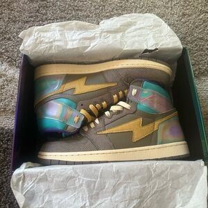 Rare KIY Reeves Reves Sport
KIY 85 HI Payd Up Edition. Used SZ 10.5